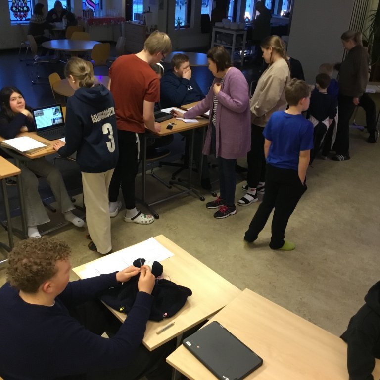 20251217_111832682_ios