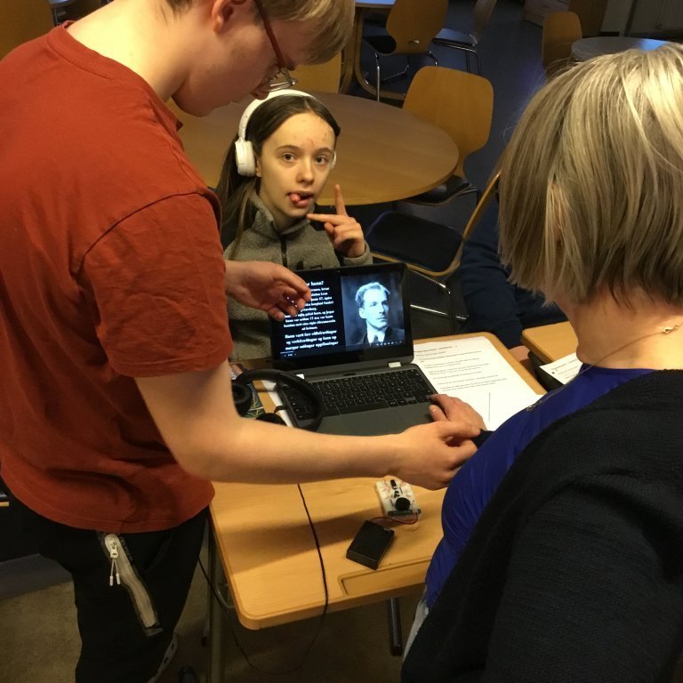 20251217_112434488_ios