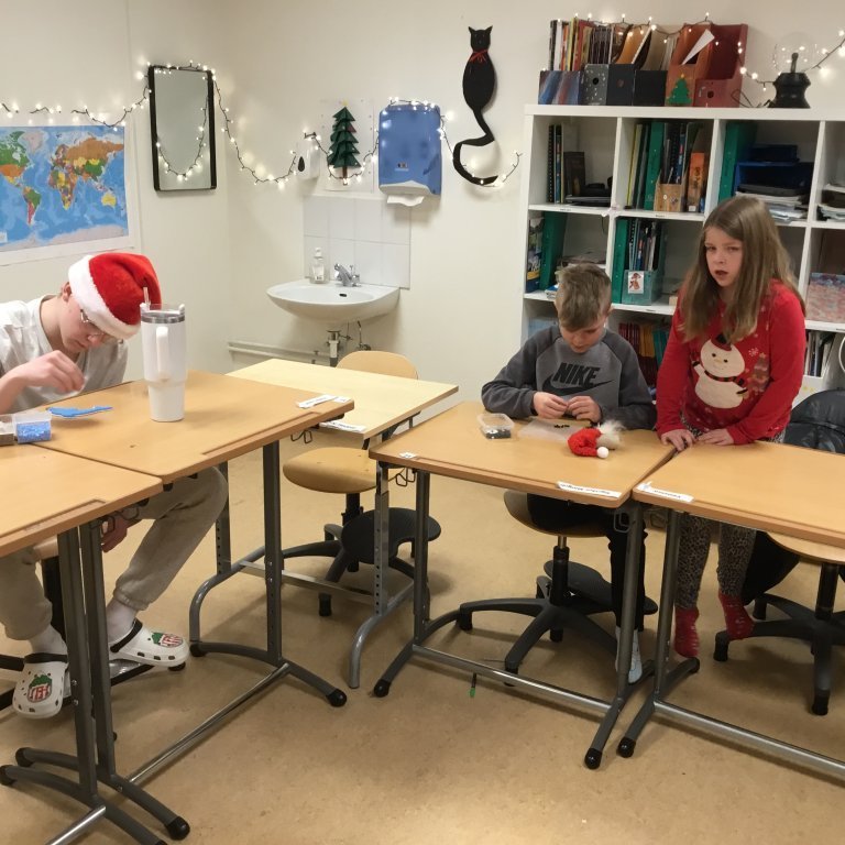 20251204_153749208_ios