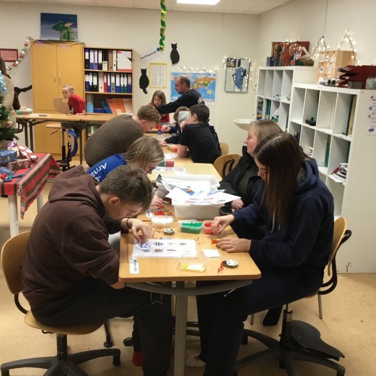 20251204_163511607_ios