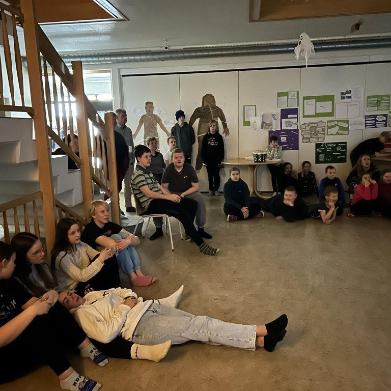 400022288_728239652545999_2033489816438914_n