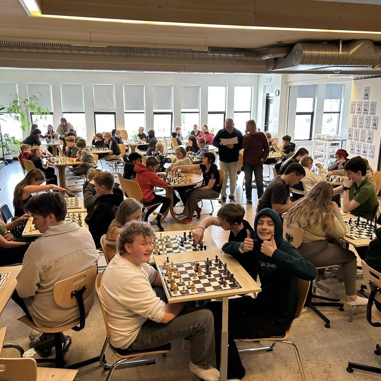 484624171_685874073782543_8718879637813794441_n