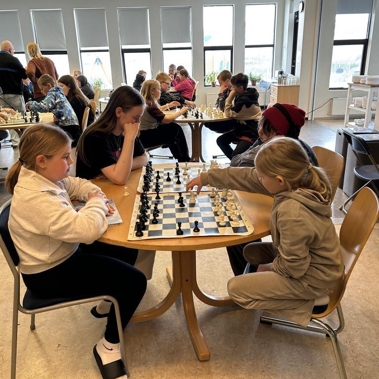 488222750_595421383537883_8471077508117357391_n