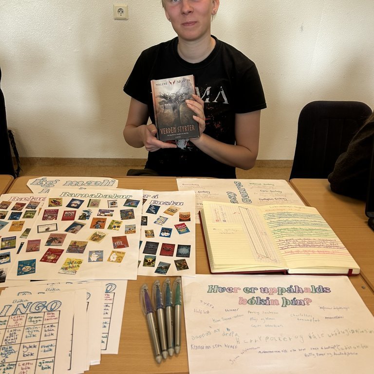 Sóley stúderaði bækur, gerði bókabingó o.fl.