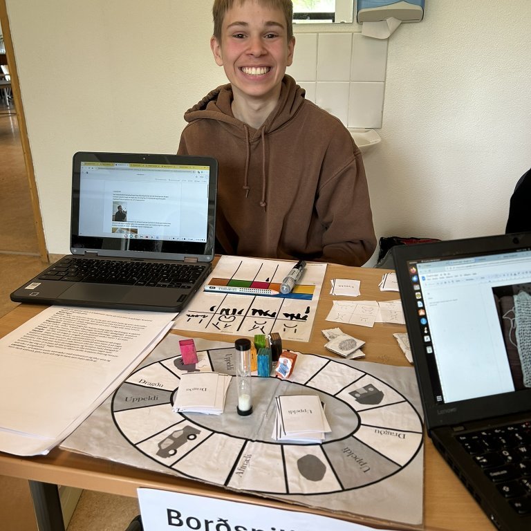 Friðrik hannaði borðspil