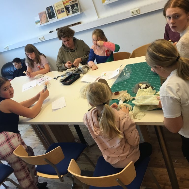 20251028_125523146_ios