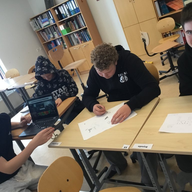 20251028_125927282_ios