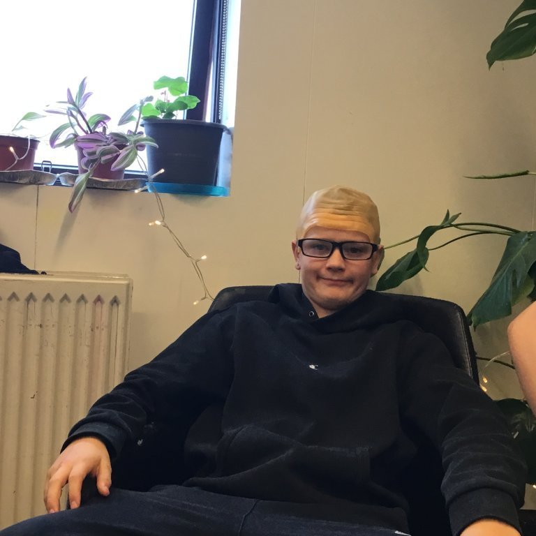 20251028_135657547_ios