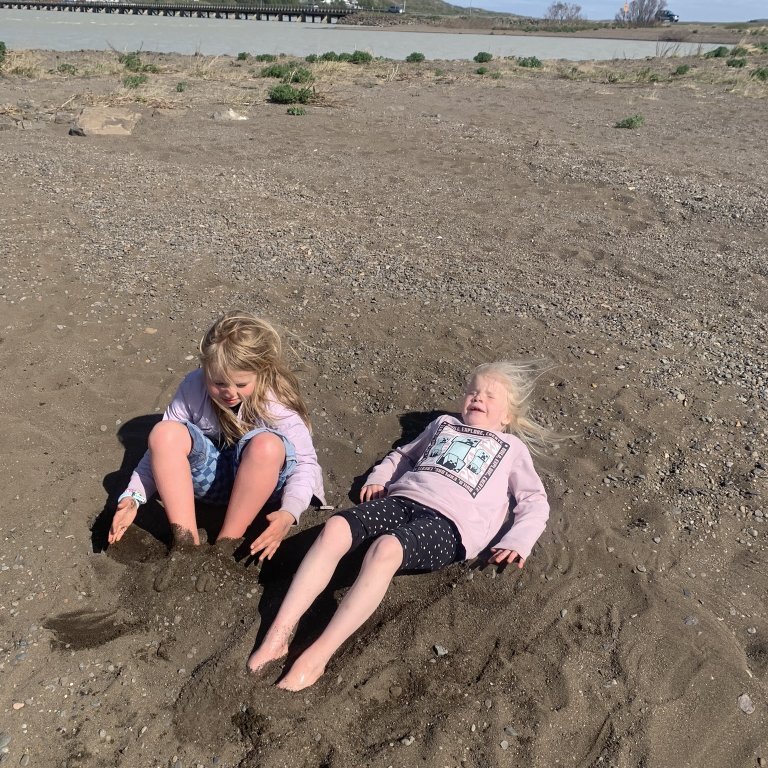 Dagsferð yngsta stigs niður að fljóti