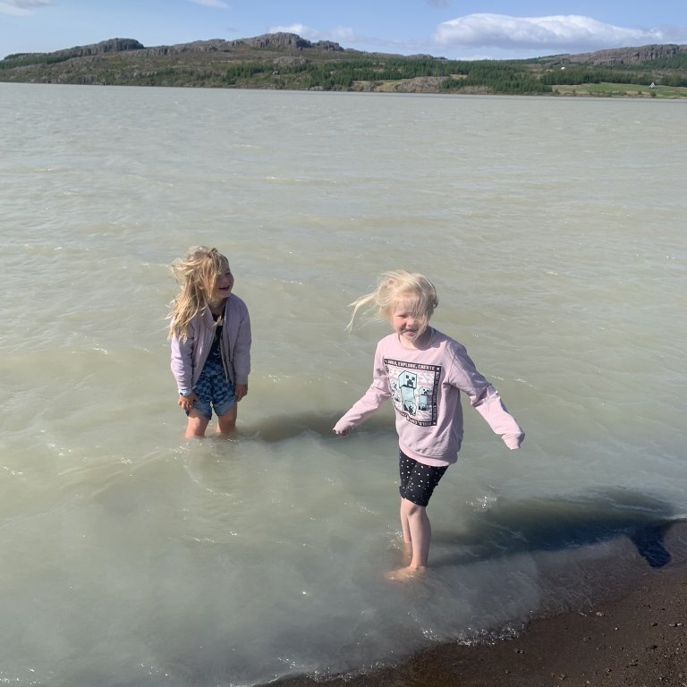 Dagsferð yngsta stigs niður að fljóti