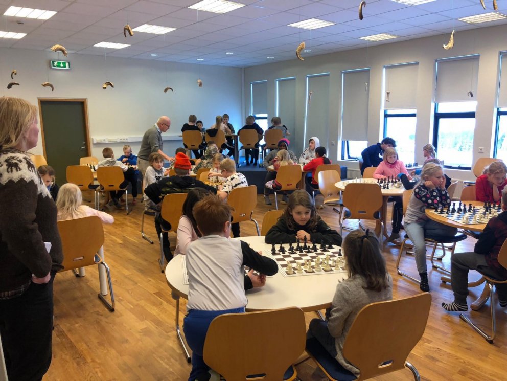 Stærðfræði- og skákdagurinn haldnir í Fellaskóla í dag