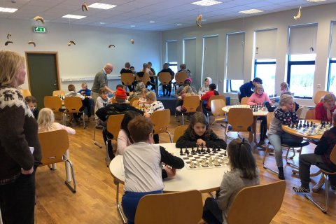 Stærðfræði- og skákdagurinn haldnir í Fellaskóla í dag